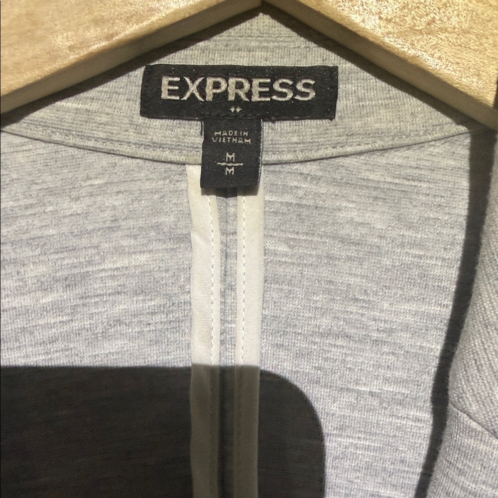 Express Women's Heather Gray Blazer - Picture 2 of 4